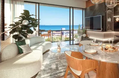 Apartamento com duas  a poucos passos da praia do mariscal em bombinhas sc