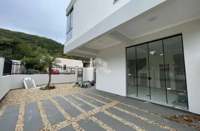 Casa em condomínio fechado com 3 quartos à venda na Rua Vereador Manoel José dos Santos, 196, Bombas, Bombinhas