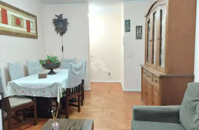 Apartamento de 2 dormitórios combina conforto, espaço e uma excelente localização no bairro higienópolis