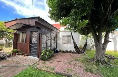 Terreno à venda na Avenida Guarujá, 156, Guarujá, Porto Alegre