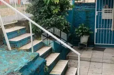 Casa com 2 quartos à venda na Rua B Oito, 411, Jardim Carvalho, Porto Alegre