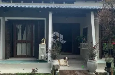 Casa com 3 quartos à venda na Rua Fernando Osório, 495, Teresópolis, Porto Alegre