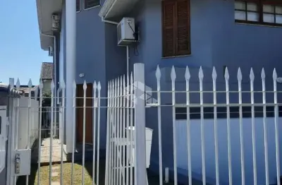 Casa de 03 quartos á venda no bairro patronato em santa maria, rs
