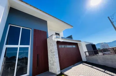 Casa tipo sobrado 03 dormitórios com suite, closet e sacada à venda no bairro são josé em santa maria