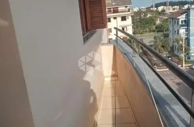 Apartamento à venda com 02 quartos, sacada e churrasqueira em camobi, santa maria.