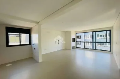 Apartamento novo à venda com 02 dormitórios,  01 suíte e sacada no bairro nossa senhora de lourdes em santa maria, financiável.