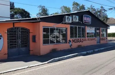 Casa à venda no bairro diácono joão luiz pozzobon, em santa maria.