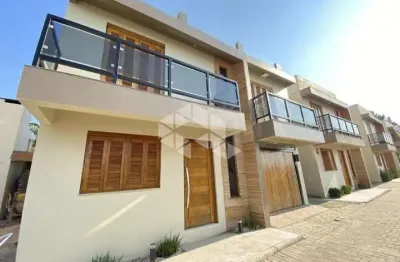 Casa à venda com churrasqueira, no bairro diácono joão luiz pozzobon em santa maria. rs.