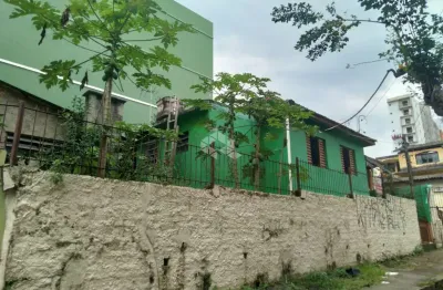 Casa de 03 dormitórios no bairro centro em santa maria