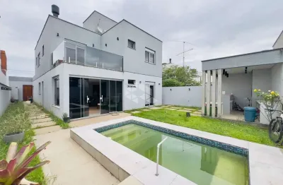 Casa à venda com 3 quartos e suíte no residencial terras de santorini em santa maria