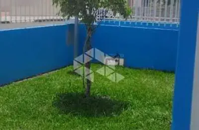 Casa com 2 quartos edicula nos fundos no bairro joão goulart em santa maria