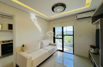 Ótimo apartamento à venda com 02 dormitórios com suíte,  sacada com churrasqueira  e garagem coberta, no bairro uglione em santa maria.