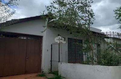 Casa de 3 dormitorios 1 suite á venda no bairro camobi, próximo a ufsm. santa maria, rs.
