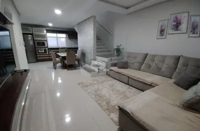 Casa à venda com 3 quartos e suíte no bairro parque pinheiro machado em santa maria rs
