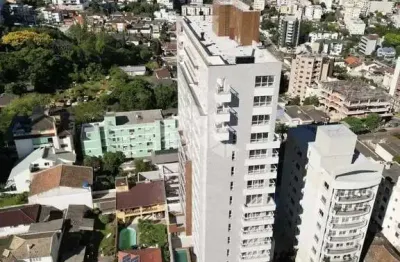 Apartamento 03 suítes, com box duplo em condomínio vertical à venda em santa maria