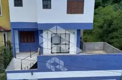 Casa a venda em condomínios fechado, 3 quartos, 4 banheiros, garagem para 4 carros, cozinha americana