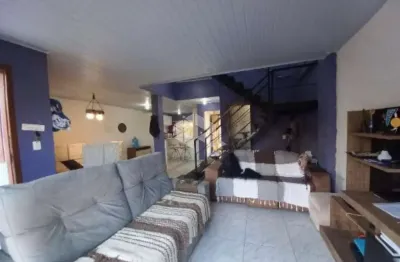 Casa a venda em condomínios fechado, 3 quartos, 4 banheiros, garagem para 4 carros, cozinha americana