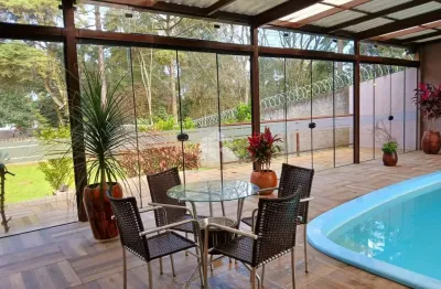 Casa mobiliada à venda em itaara - rs, 4 quartos, piscina e área gourmet.