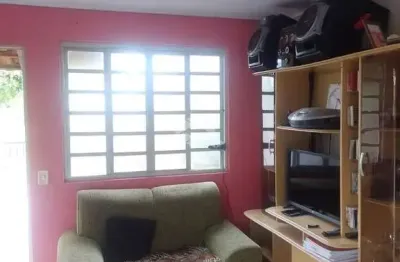 Casa com 2 quartos de esquina no residencial dom ivo em santa bmaria