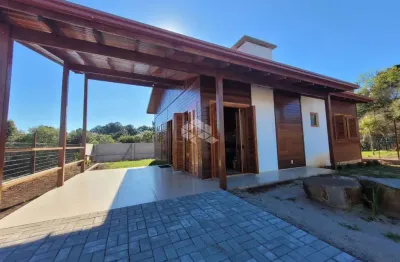 Casa nova à venda com 2 quartos, sendo 1 suíte em itaara / rs