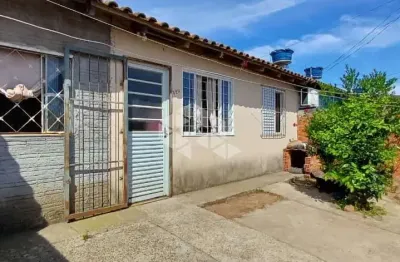 Casa com 2 quartos à venda na Maria De Lourdes Castro, 346, Diácono João Luiz Pozzobon, Santa Maria
