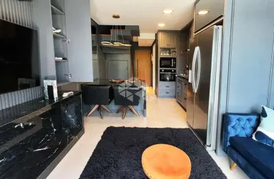 Apartamento no centro de canela mobiliado com 1 suíte