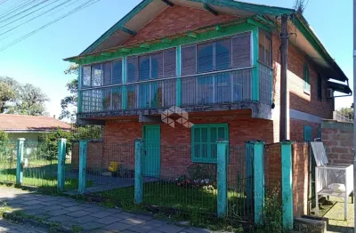 Casa  72 m², 6 dormitórios, sendo suite, localizada no bairro luiza