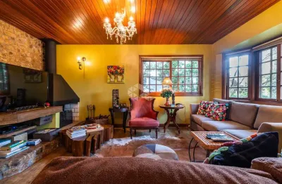 Casa em condomínio fechado com 3 quartos à venda na Papagaios, 58, Quinta da Serra, Canela