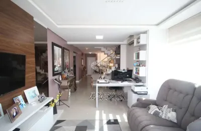 Cobertura duplex com 3 dormitórios/ 3 banheiros/ 3 vagas/ pátio/ piscina / semi mobiliada