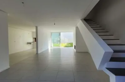Sobrado à venda, 3 dormitórios, suíte, 3 vagas,  novo, lareira, churrasqueira, jardim lindóia, zona norte.