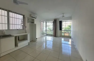 Sala comercial com 1 sala à venda na Avenida Cristóvão Colombo, 2144, Floresta, Porto Alegre