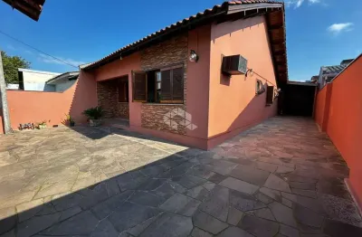 Casa com 3 dormitórios amplos no bairro olimpica em esteio