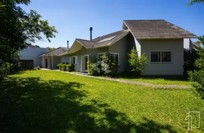 Sobrado de 2 dormitórios sendo 1 suíte master, aceita financiamento no bairro moinhos de vento/canoas.