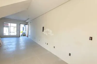 Sobrado em construção,  2 dormitórios, 2 suítes, 1 lavabo e 1 vaga de garagem com churrasqueira, Gesso e Porcelanato. Bairro São José, Financia.