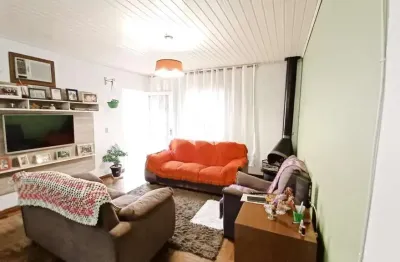 Terreno 11x55 com 2 casas de 2 dormitórios, vaga garagem 5 carros proximo park shopping  e mercados
