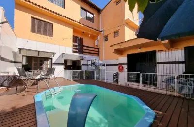 Casa 6 dormitórios, 1 suíte com hidromassagem, salão de festas com churrasqueira, estância velha/canoas. próximo parkshopping. aceita imóvel