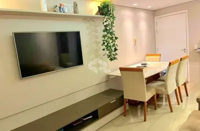Apartamento mobiliado com 76m² ,3 dormitórios sendo 1 suíte, cozinha com churrasqueira e lavanderia,  1 vaga de garagem coberta,  ao lado da havan