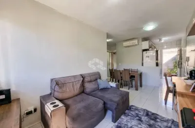 Casa condomínio, 63,00 m² de área privadas, 2 dormitórios, living com 3 ambientes, sala de estar, jantar e cozinha, 2 vagas de garagem, a venda