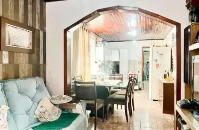 Casa 3 dormitórios 120m², 2 vagas garagem, pátio amplo, churrasqueira, próximo parkshopping,  estância velha, canoas, aceita financiamento