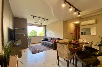 Apartamento 2 dormitórios, com suíte, cozinha americana, sala de estar e jantar integradas, vista panorâmica, 2 vagas cobertas, bairro vila rosa