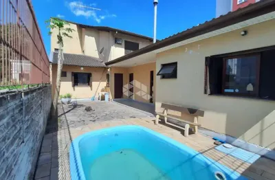 Casa com 4 dormitórios, suíte, 4 banheiros, piscina, 4 vagas, bairro operário, novo hamburgo. aceita financiamento e fgts.