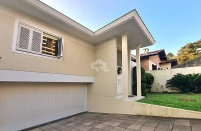 Casa com 4 dormitórios,semimobiliado,suíte,piscina,garagem,sacada,vista,piscina,no bairro jardim mauá,novo hamburgo