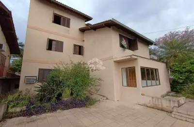 Casa  bairro operario com 5 dormitorios 3 suites 2 vagas de garagem e churrasqueira