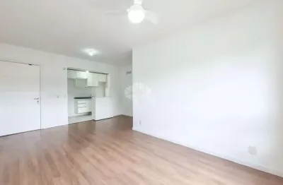 Apartamento mobiliado com 76m² ,3 Dormitórios sendo 1 suíte, cozinha com churrasqueira e lavanderia,  1 Vaga de garagem coberta,  ao lado da Havan