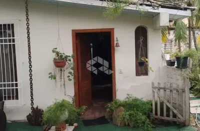 Sobrado 3 dormitórios e 2 banheiros no bairro niterói em canoas