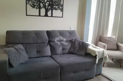 Oportunidade Imperdível: Apartamento Semi-Mobiliado à Venda!