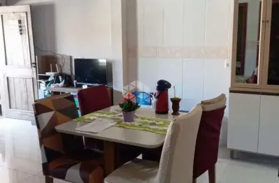 Casa com 2 quartos à venda na Rua Belone, 433, Niterói, Canoas