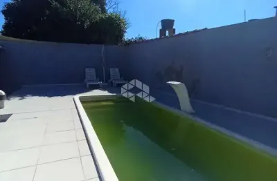 Casa com 2 quartos à venda na Quadra C Seis, 37, Guajuviras, Canoas