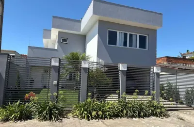 Casa com 4 quartos à venda na Rua Protásio Alves, 383, Niterói, Canoas