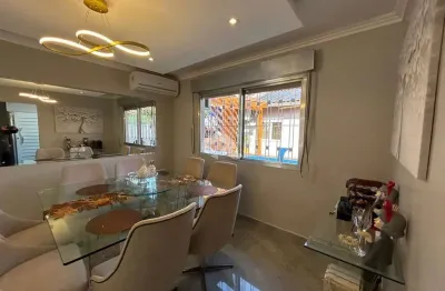 Casa a venda 3 quartos e pronta para morar com piscina em canoas.